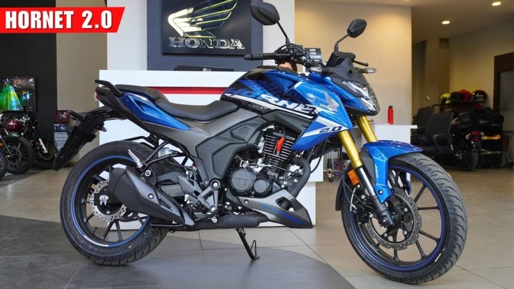 Honda's new Powerful Honda Hornet 2.0 V2 super bike launched, priced at Just ₹1.57 lakh; The Company has Provided Many Amazing Features Like Bluetooth, USB, TFT, Dual ABS